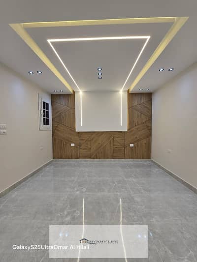 شقة 3 غرف نوم للبيع في حدائق الاهرام، الجيزة - IMG-20251203-WA0255. jpg