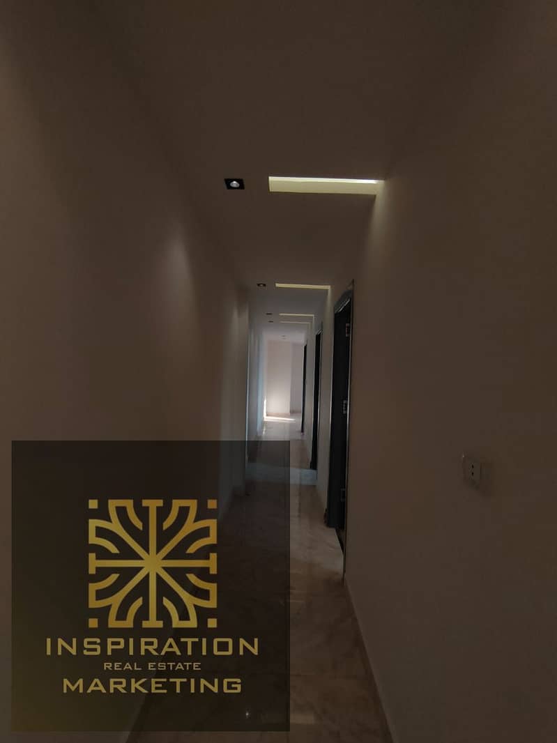 9 0b4c70e7-755e-43ae-bc18-3b39c8a54f7a. jpeg