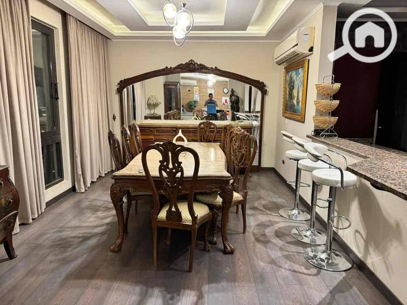 8 b45bc7a7-8c59-49be-b3e4-d245eff6dbf5. jpg