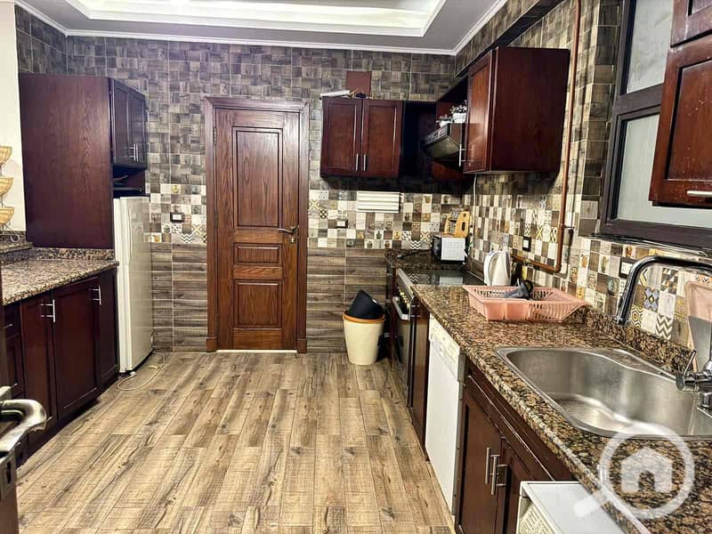 11 23634845-ec9c-43ba-b14a-237ce8602212. jpg