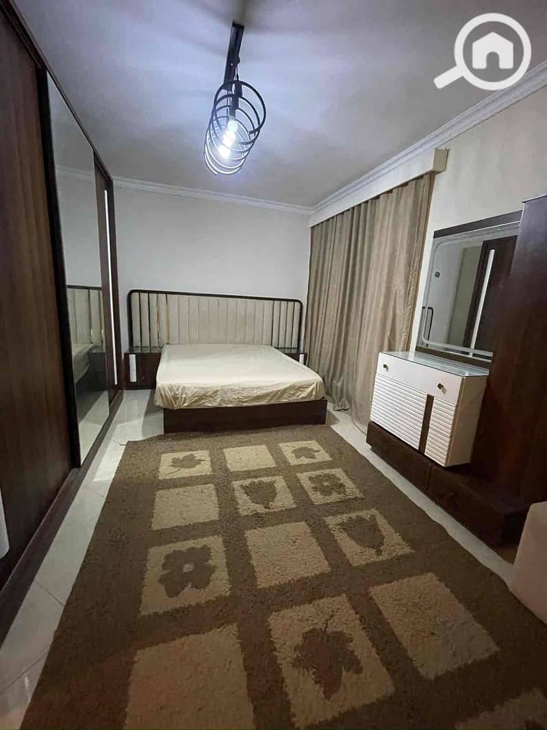 10 f8bdd803-fec3-4e5a-9b21-dc290e78e5aa. jpg