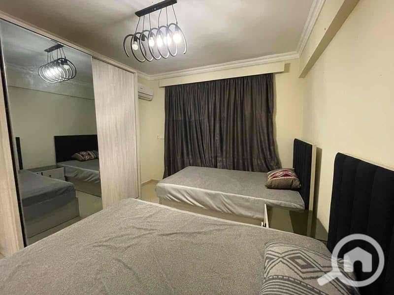 13 923a2cfe-a722-41e0-8b17-2fc682d88f09. jpg