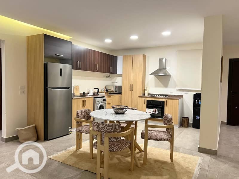 6 6e18a75c-b57e-494f-8a52-288043db47fc. jpg