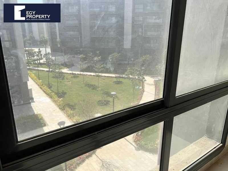 5 _files_6b0842f2-39f1-42e6-af91-e776d44df9a8. jpeg