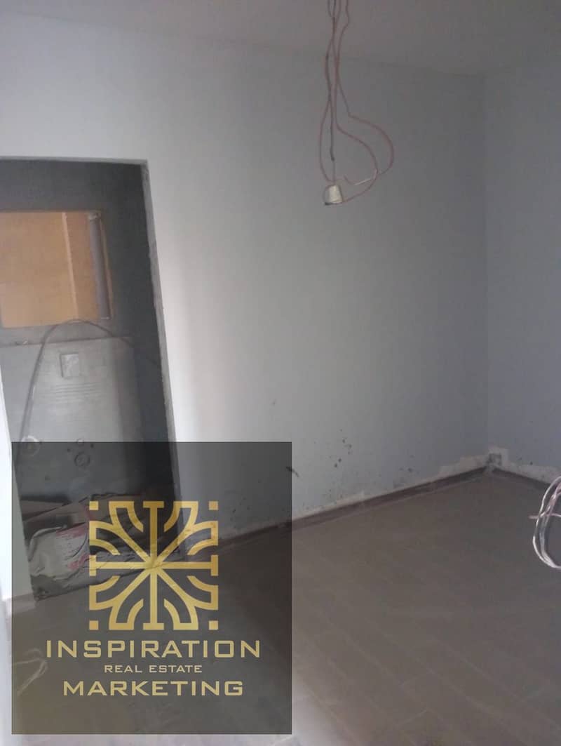 10 744b8ad1-1328-4819-8453-edf34eca4b1f. jpeg