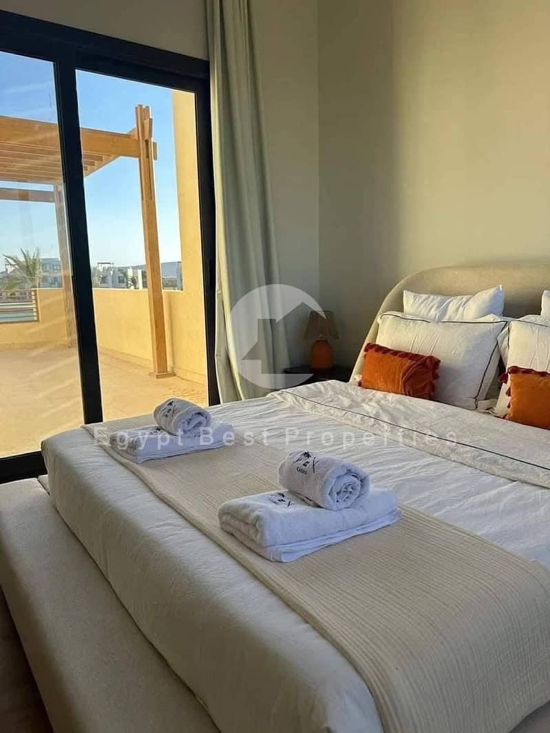 2 ceb25a88-5878-4e2d-a42d-059b12f3dbd2. jpeg