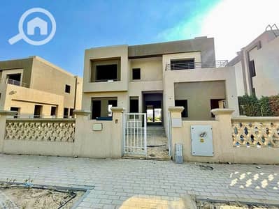 فیلا 4 غرف نوم للبيع في 6 أكتوبر، الجيزة - 484654002_8542641179171700_5771787960838143030_n. jpg