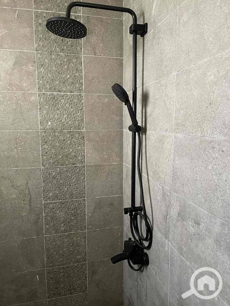 14 049fae41-150b-4b15-b555-43eb238bdece. jpg