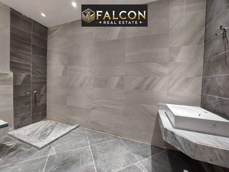 3 WhatsApp Image 2025-04-28 at 22.07. 32_40720419. jpg