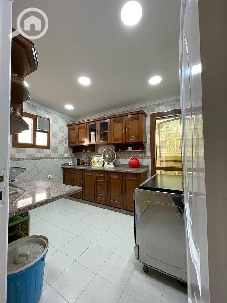 12 WhatsApp Image 2025-12-03 at 21.43. 01 (1). jpeg