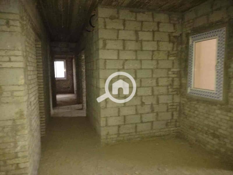 4 642e53cb-9e96-4d70-9900-2efb9c1273c9. jpg