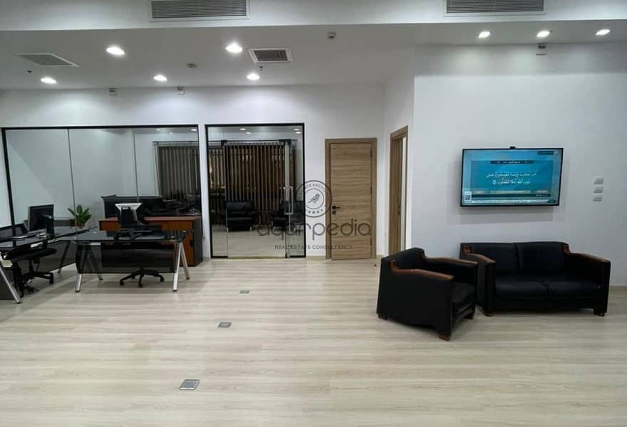 7 d71af065-dfa7-47f4-a8d7-fccdaa2c21c2. jpg