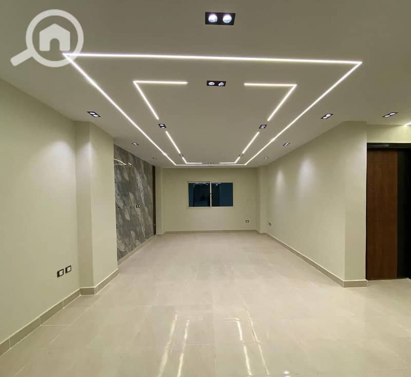 3 WhatsApp Image 2025-10-26 at 14.56. 08 (2). jpeg