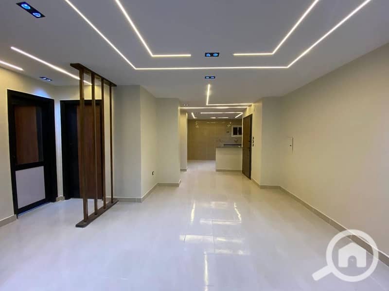 5 WhatsApp Image 2025-10-26 at 14.56. 09 (1). jpeg