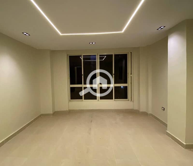 6 WhatsApp Image 2025-10-26 at 14.56. 09 (2). jpeg