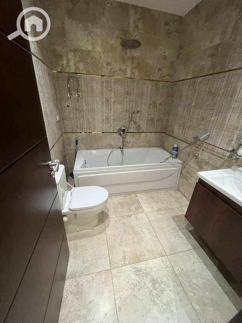 2 WhatsApp Image 2025-12-03 at 22.06. 19 (1). jpeg