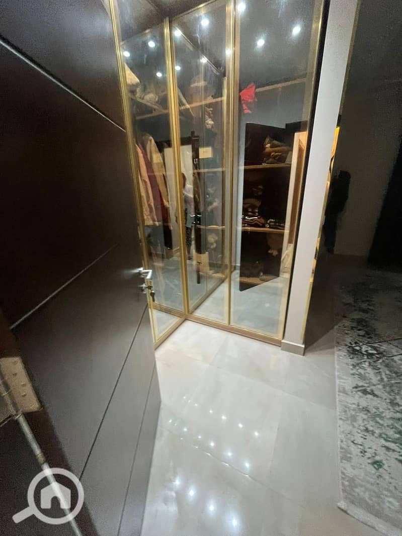 3 WhatsApp Image 2025-12-03 at 22.06. 19. jpeg