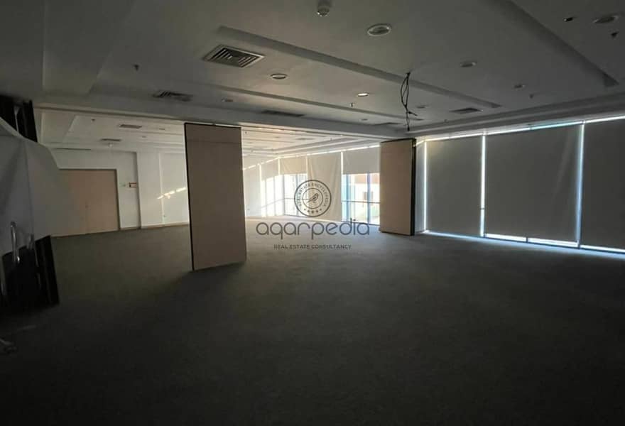 5 21a80efe-0c70-44d1-b62e-c5f9c1451f96. jpg