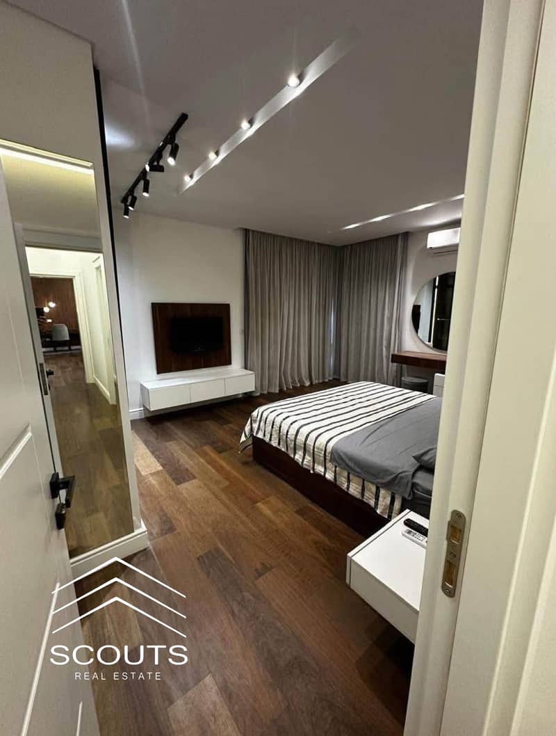 7 WhatsApp Image 2025-12-03 at 10.48. 27 PM. jpeg