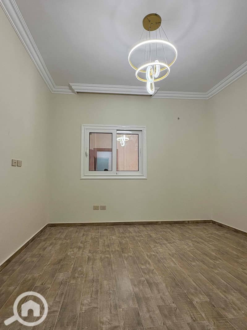 5 222097a3-467a-402c-a3bf-68cdb7b3845c. jpg