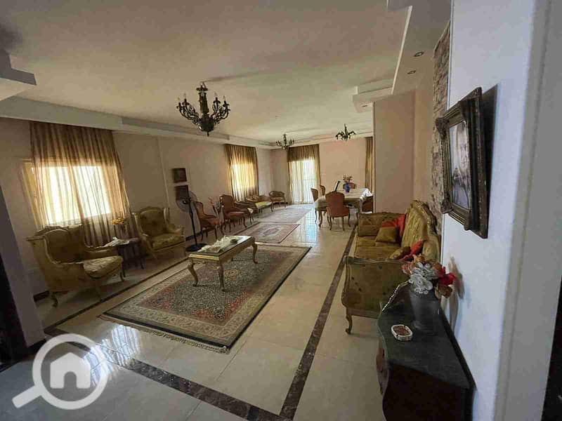 1000367245. jpg 1000367245. jpg