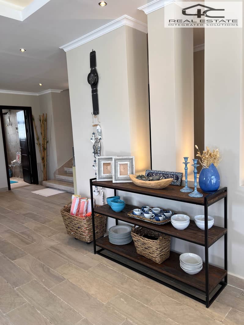 11 2025_07_01_05_01_IMG_8105. jpg