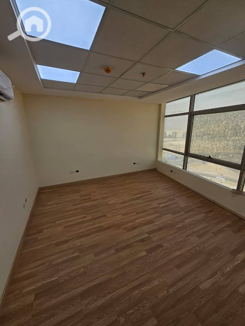 8 WhatsApp Image 2025-11-25 at 8.11. 20 PM (3). jpeg