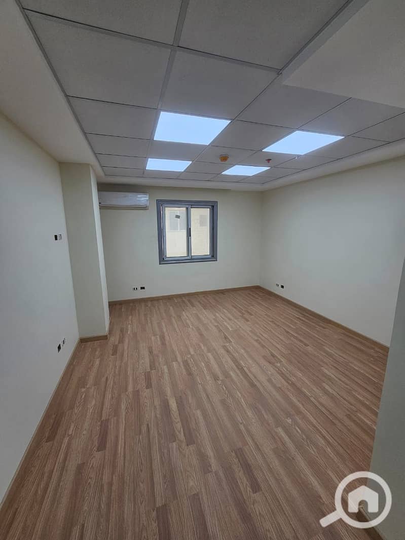 15 WhatsApp Image 2025-11-25 at 8.11. 19 PM (3). jpeg