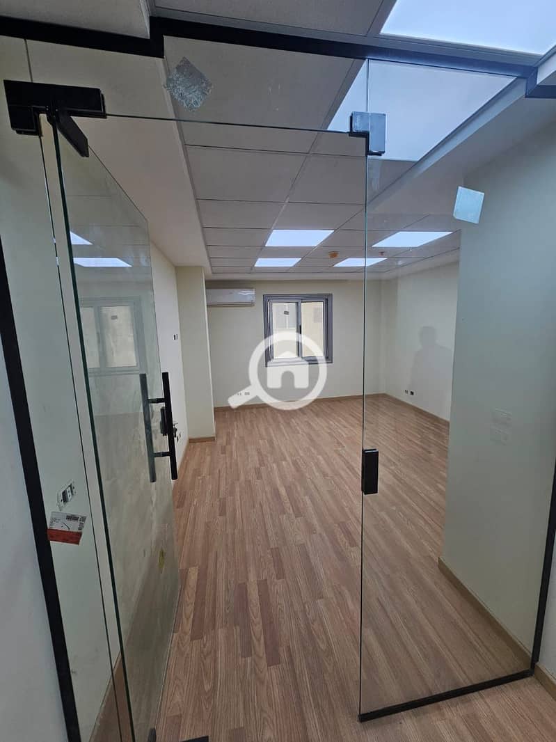 16 WhatsApp Image 2025-11-25 at 8.11. 19 PM (2). jpeg