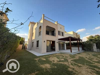 فیلا 6 غرف نوم للايجار في القاهرة الجديدة، القاهرة - IMG-20251203-WA0206. jpg