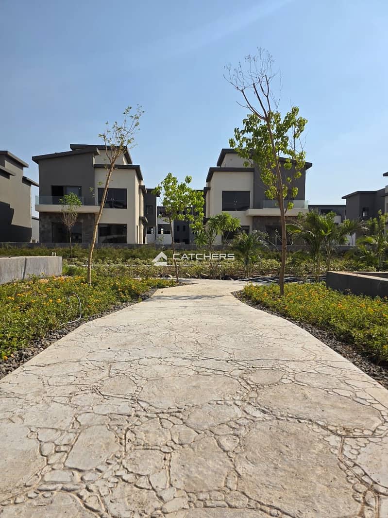 12 WhatsApp Image 2025-10-27 at 3.42. 04 PM (2). jpeg