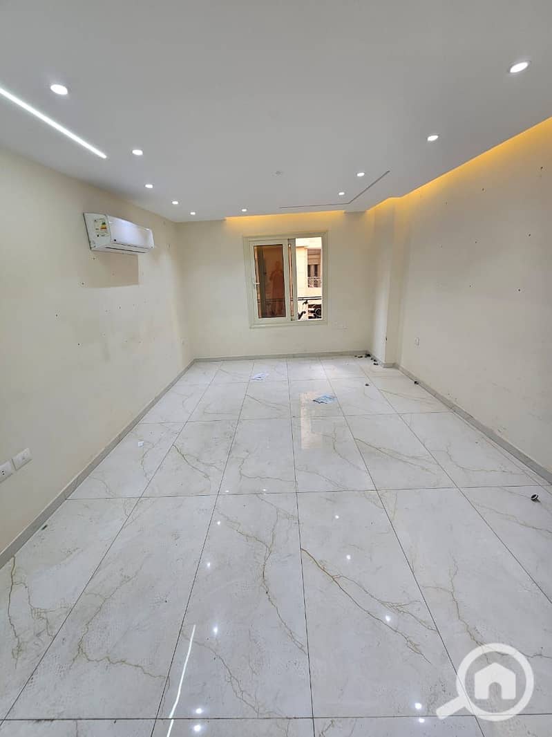 2 WhatsApp Image 2025-11-25 at 4.40. 30 PM (1). jpeg