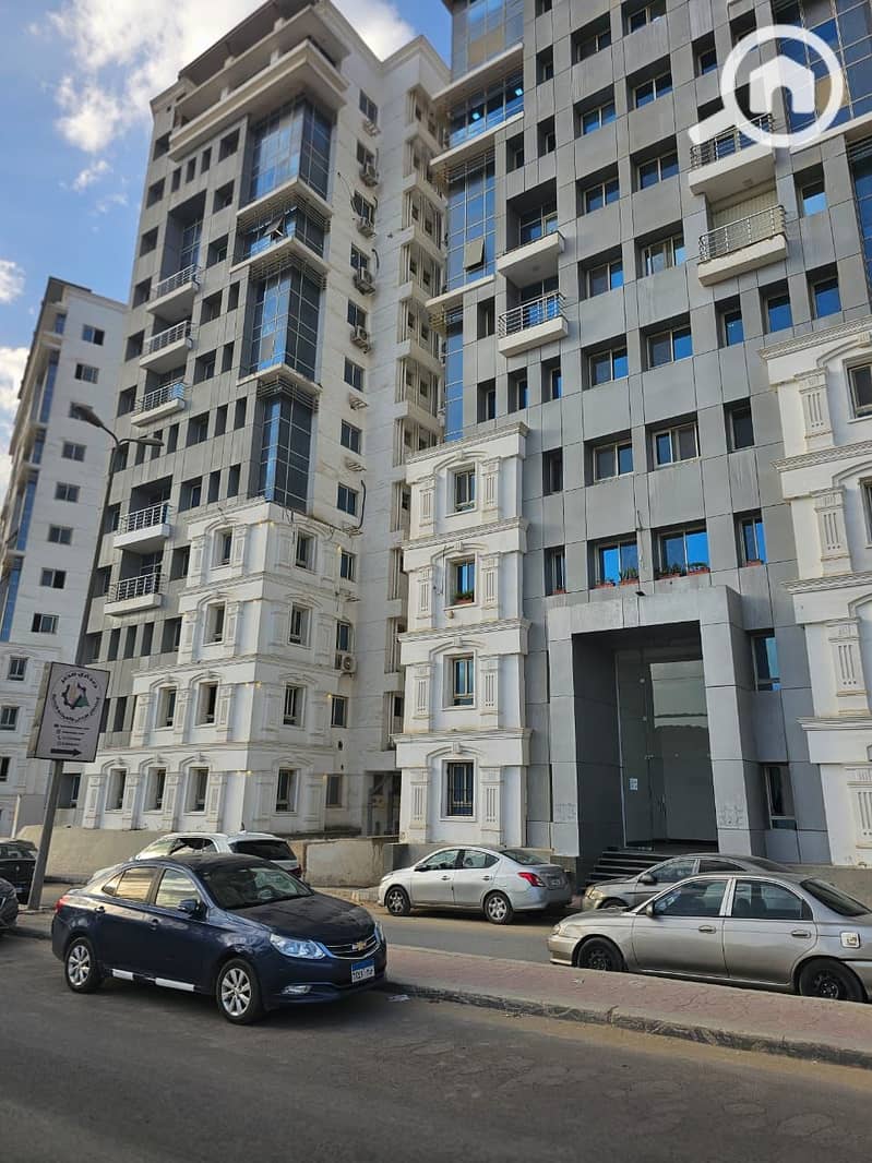 5 WhatsApp Image 2025-12-01 at 11.35. 57 PM (2). jpeg