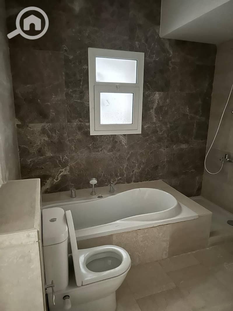 6 WhatsApp Image 2025-12-02 at 2.50. 23 PM (3). jpeg