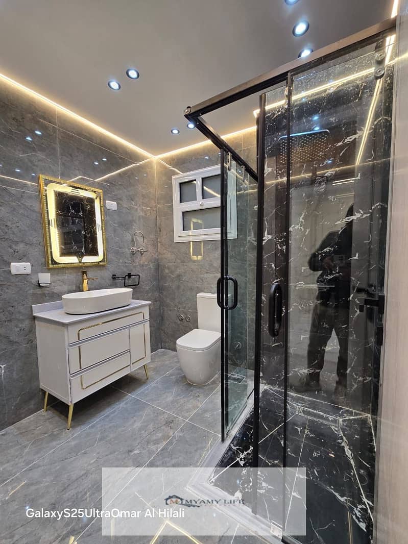 21 WhatsApp Image 2025-12-03 at 8.31. 20 PM (2). jpeg