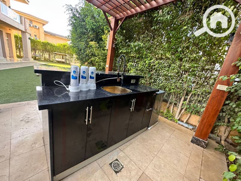 41 664c76e0-323c-4555-a51a-52c16eafeed0. jpeg