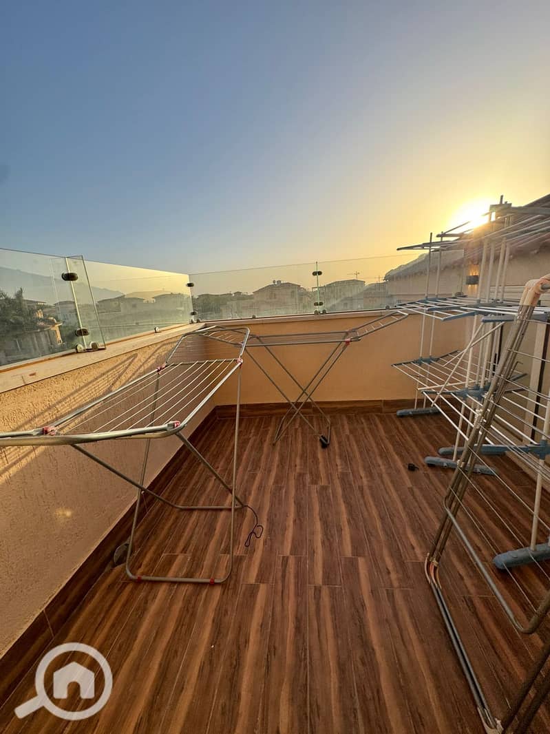 53 4427669e-13e2-4dca-8ee6-53ab5b20094f. jpeg