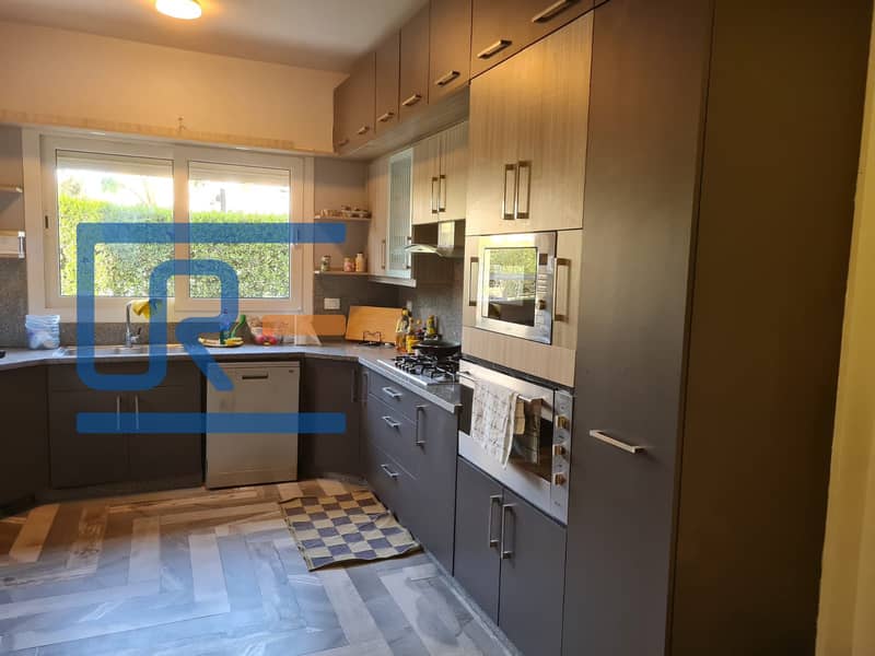 7 8677466d-66a2-4462-a9be-18ef3d0c18fa. jpg