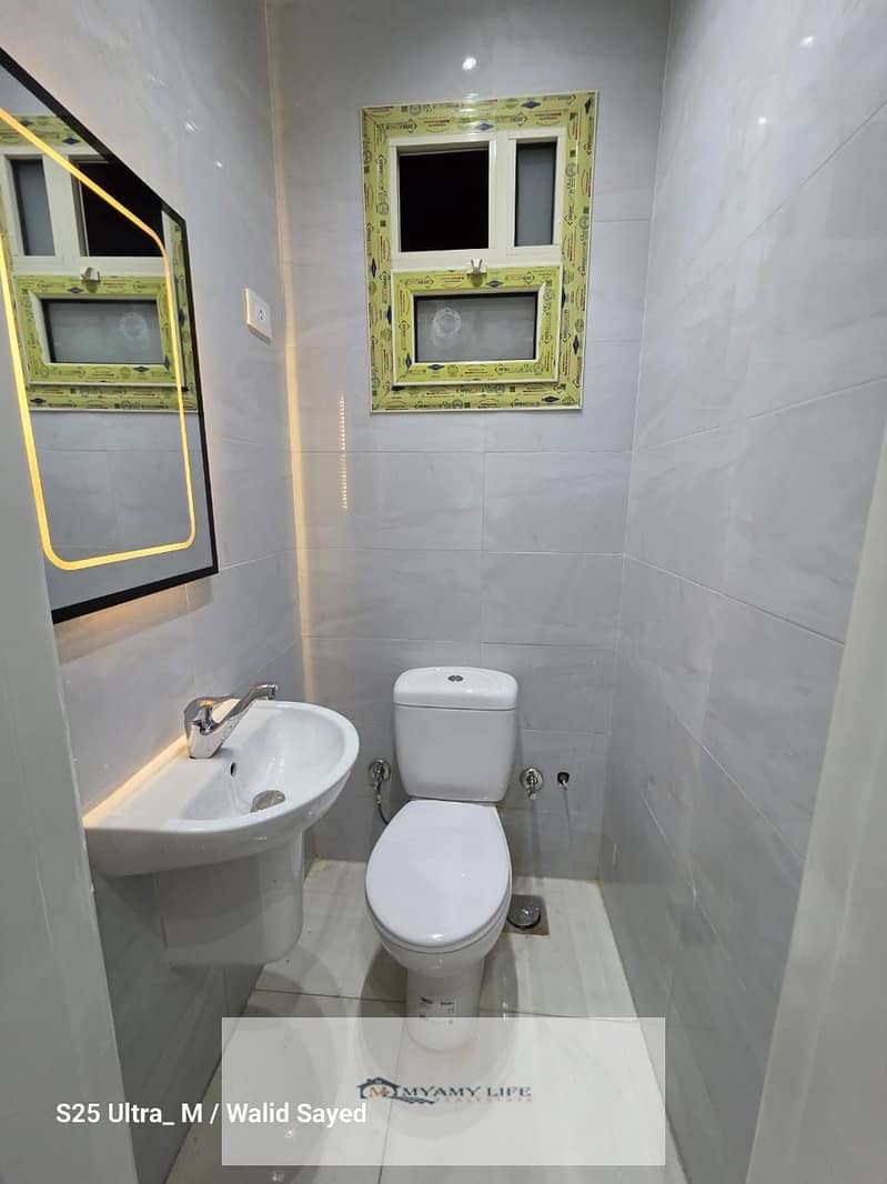 8 WhatsApp Image 2025-10-04 at 10.59. 35 AM. jpeg