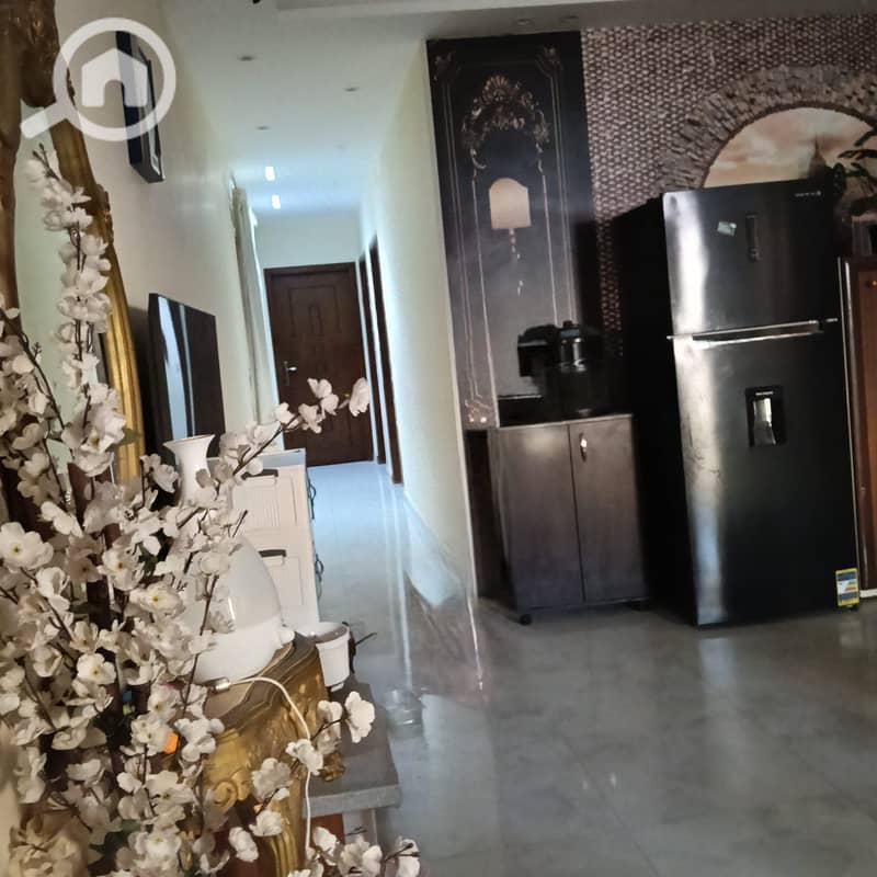 2 35704c96-b99c-40a3-9cc1-5d4c5bca4341. jpg