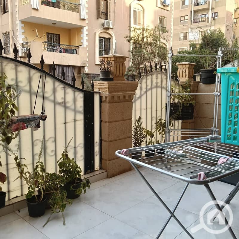 9 805471f9-2a3d-43f6-b6db-3b32a8e07926. jpg