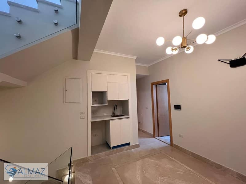 10 WhatsApp Image 2025-12-04 at 11.06. 44 AM. jpeg