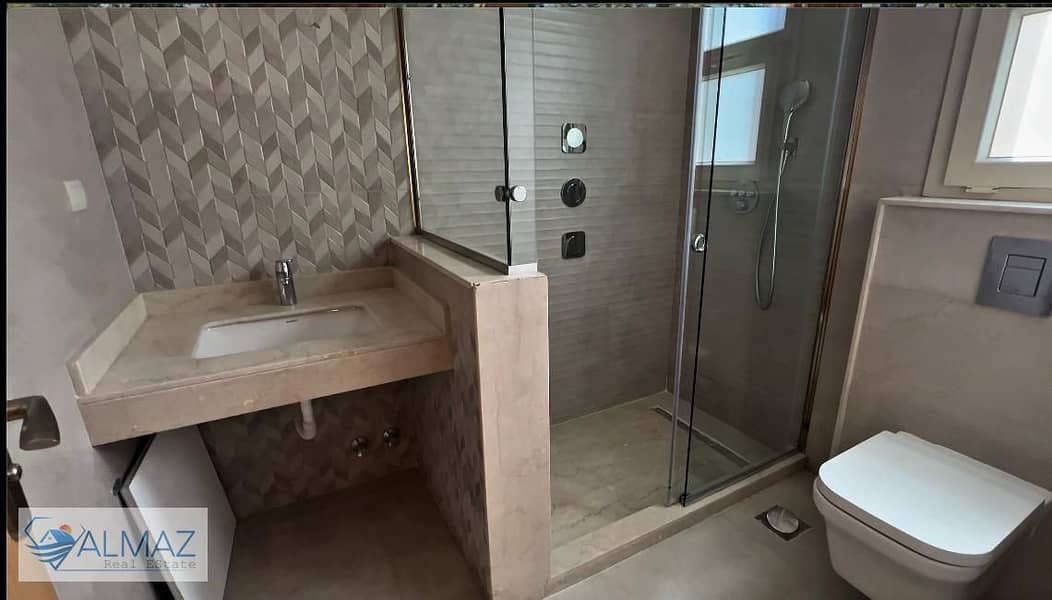 19 WhatsApp Image 2025-12-04 at 11.06. 51 AM. jpeg