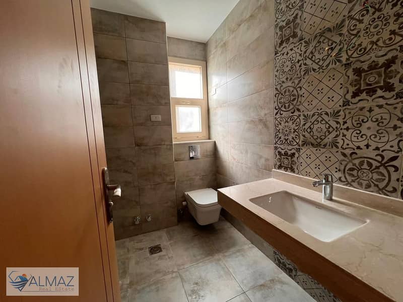 28 WhatsApp Image 2025-12-04 at 11.06. 55 AM. jpeg