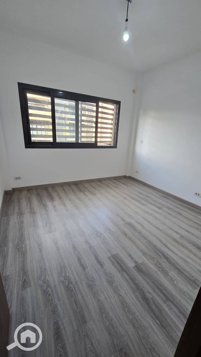 3 a11909ef-fd93-4899-9da9-d8d8524b0519. jpg