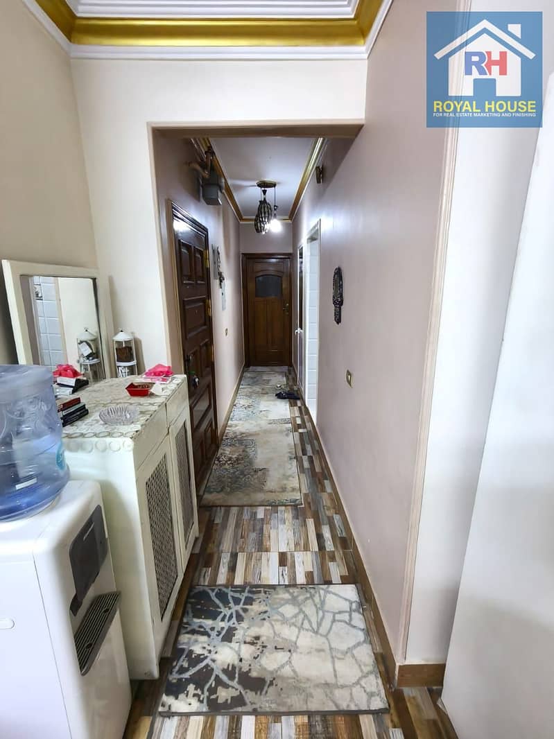 7 10c4d212-a742-40e5-b2e0-50a005ead3e4. jpeg