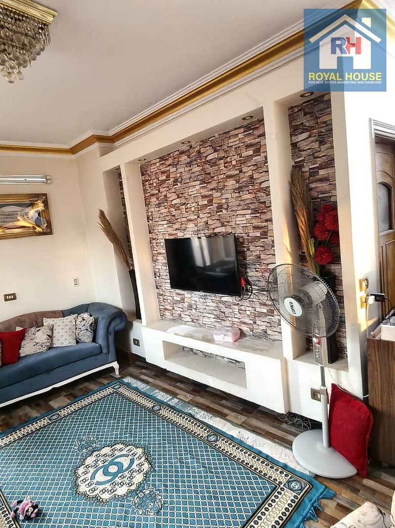 11 b5dd30d5-cd3c-4943-a323-b15a97542c80. jpeg