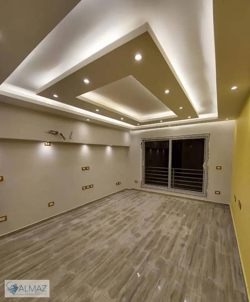 2 WhatsApp Image 2025-12-04 at 11.29. 01 AM. jpeg