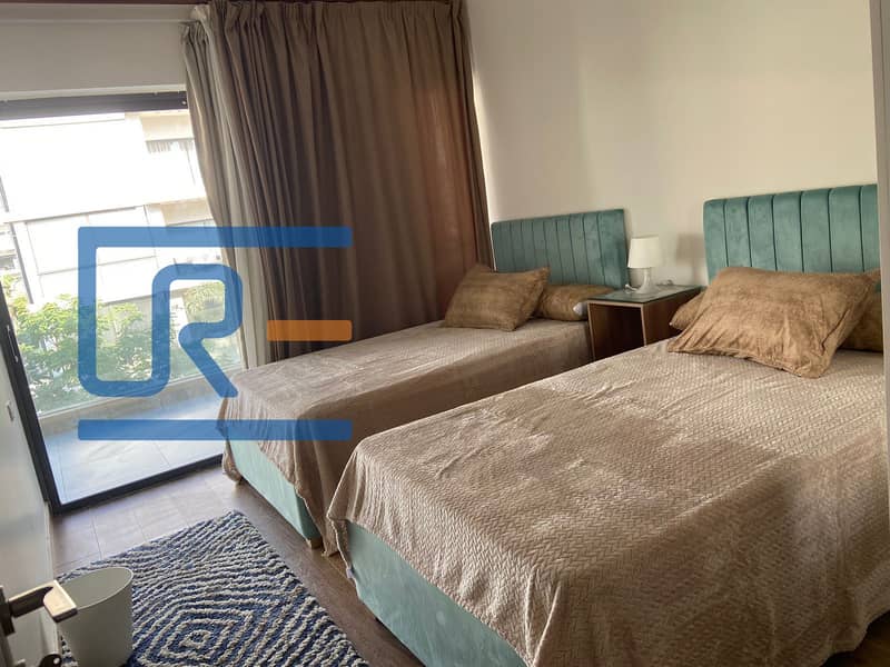 6 098c07e0-8753-48fb-81ce-1910271702c4. jpg