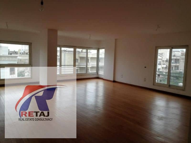 3 e4eeb4b1-5586-4170-a1a5-d65563e8dcc6. jfif. jpg